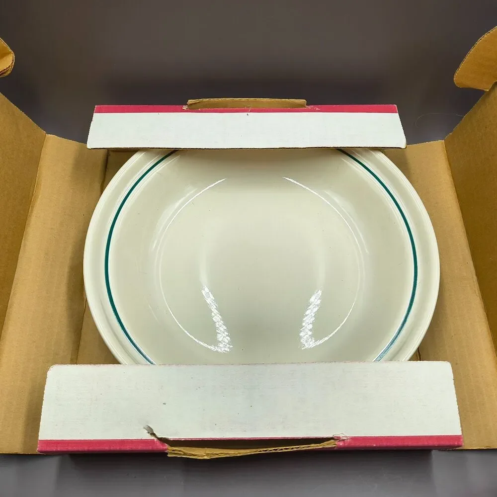 Vintage 1994 Longaberger Pottery Traditional Holly 10” Pie Plate 31381 Unused